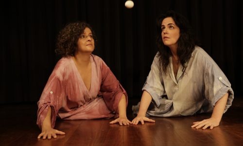 Minhas-queridas_-com-Simone-Evaristo-e-Marilene-Grama.-Foto-Eduardo-Petrini